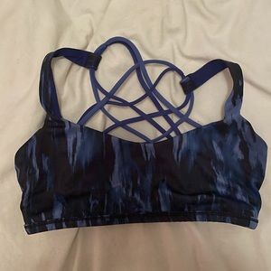 Lululemon Free to Be Wild Bra